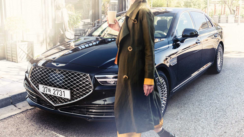 Illustration for article titled The 2020 Genesis G90 Looks Okay But I'm Not Sure About the Droopy Grille